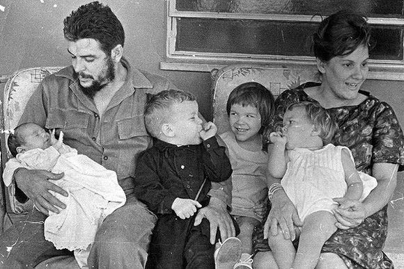 che com a família
